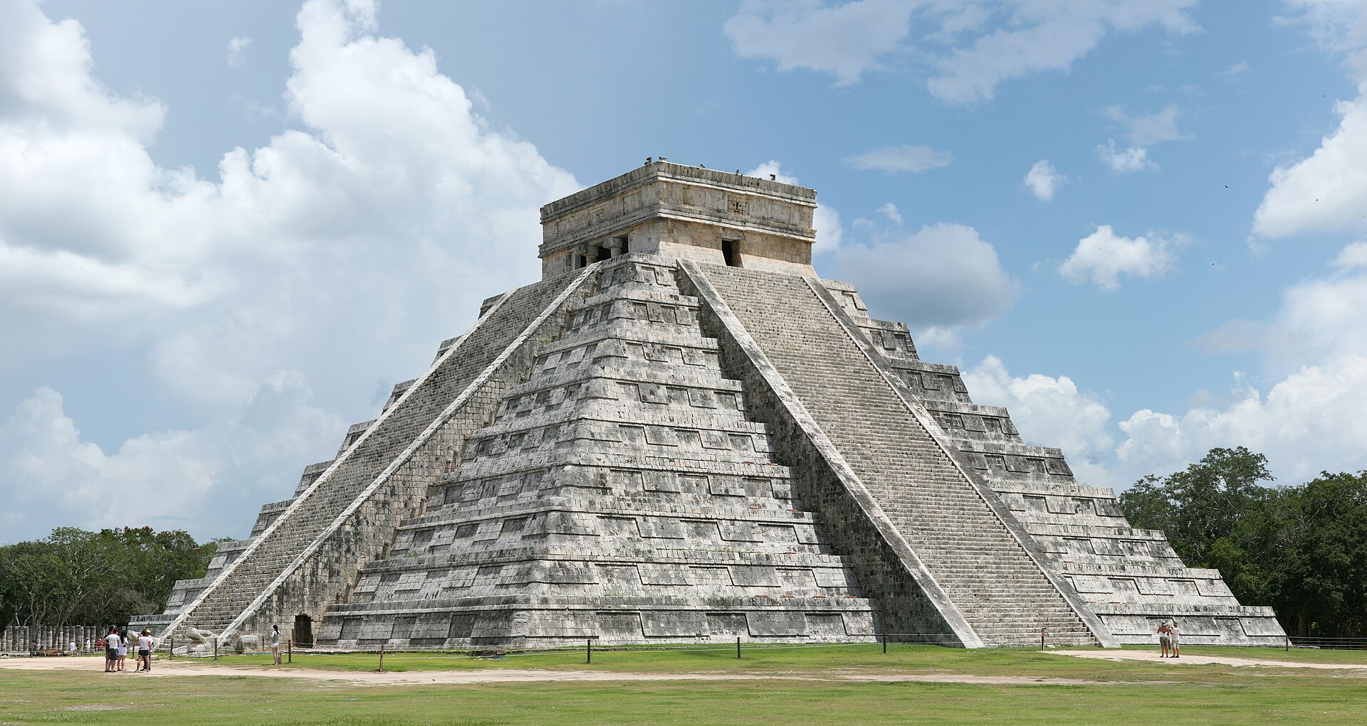 La pyramide de Kukulcán à Chichén Itzá, au Mexique