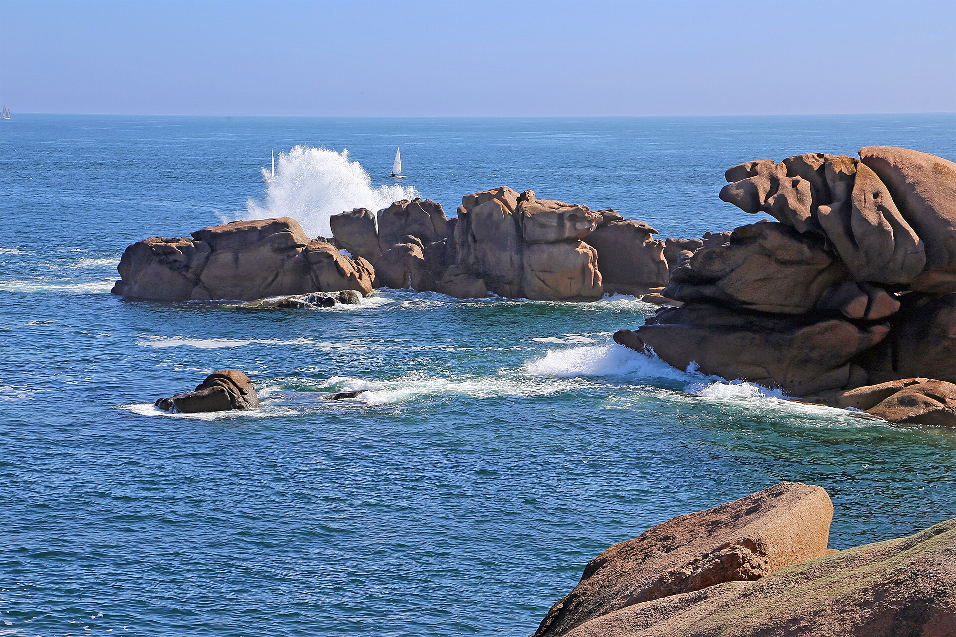 Les rochers de la côte de Granit rose à Ploumanac'h, en Bretagne
