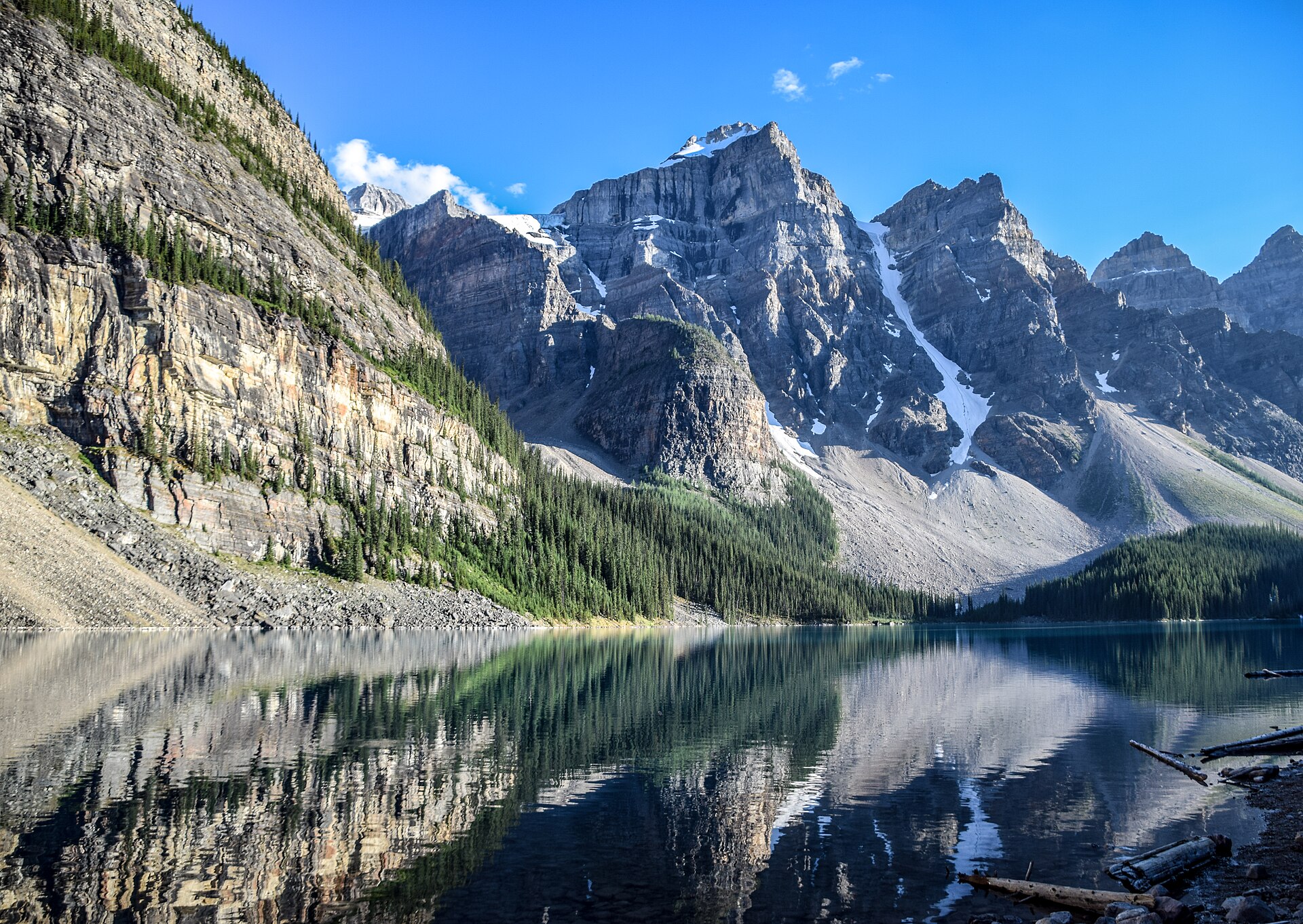 Le lac Moraine dans le parc national de Banff, au Canada