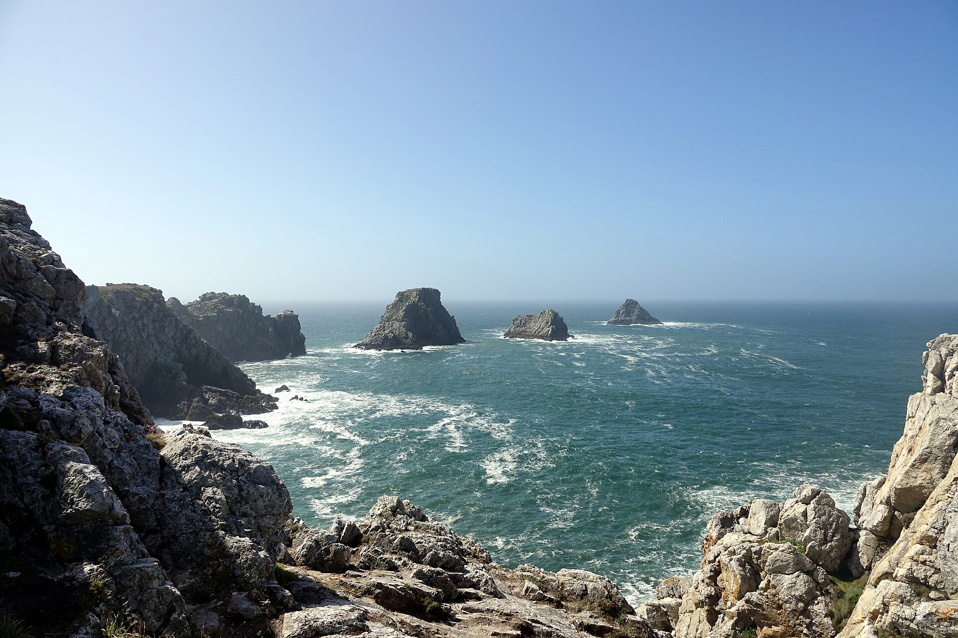 La pointe de Pen-Hir et les Tas de Pois, presqu'île de Crozon, en Bretagne